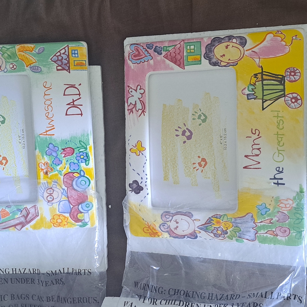 Colorful Picture Frame Set for Parents